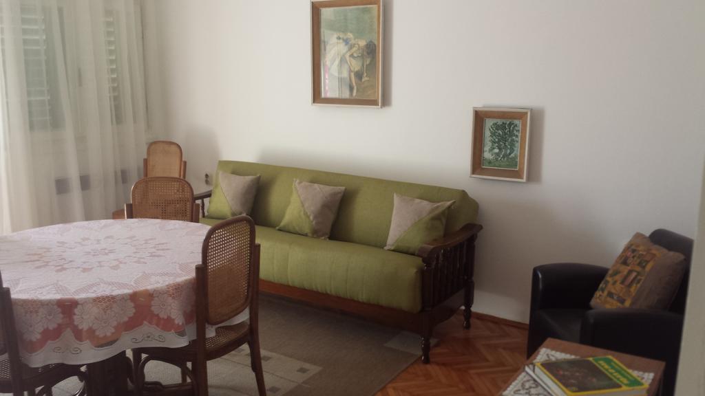 Apartments Prisnac Пакоштане Экстерьер фото